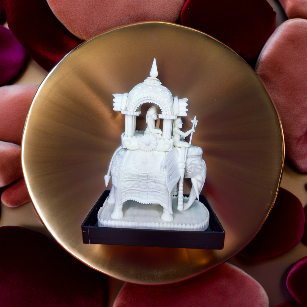 Royal Elephant ( Single Howdah)